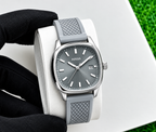 Analog Men’s Wrist Watch